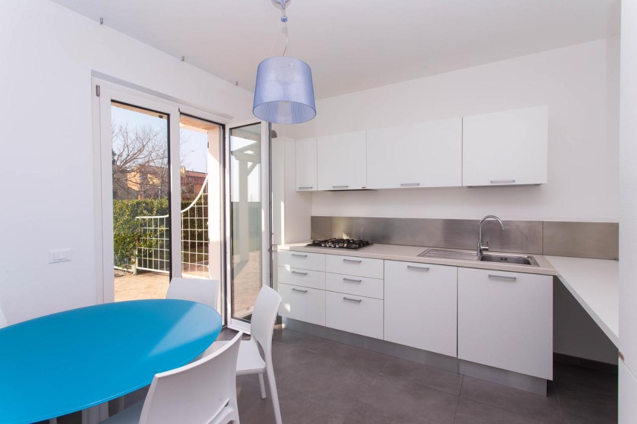 S018 - Sirolo, Nuovissimo Trilocale In Pietra Con Giardino Dx Apartment ภายนอก รูปภาพ