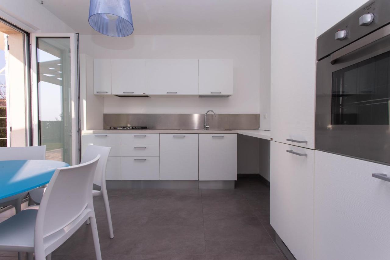 S018 - Sirolo, Nuovissimo Trilocale In Pietra Con Giardino Dx Apartment ภายนอก รูปภาพ